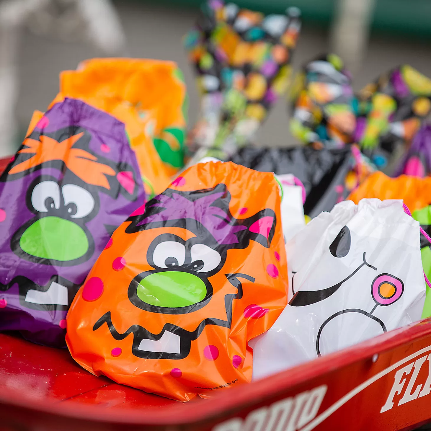 Shop 7 1/4" X 8 1/2" Bulk 72 Pc. Halloween Drawstring Goody Bags Halloween Bags