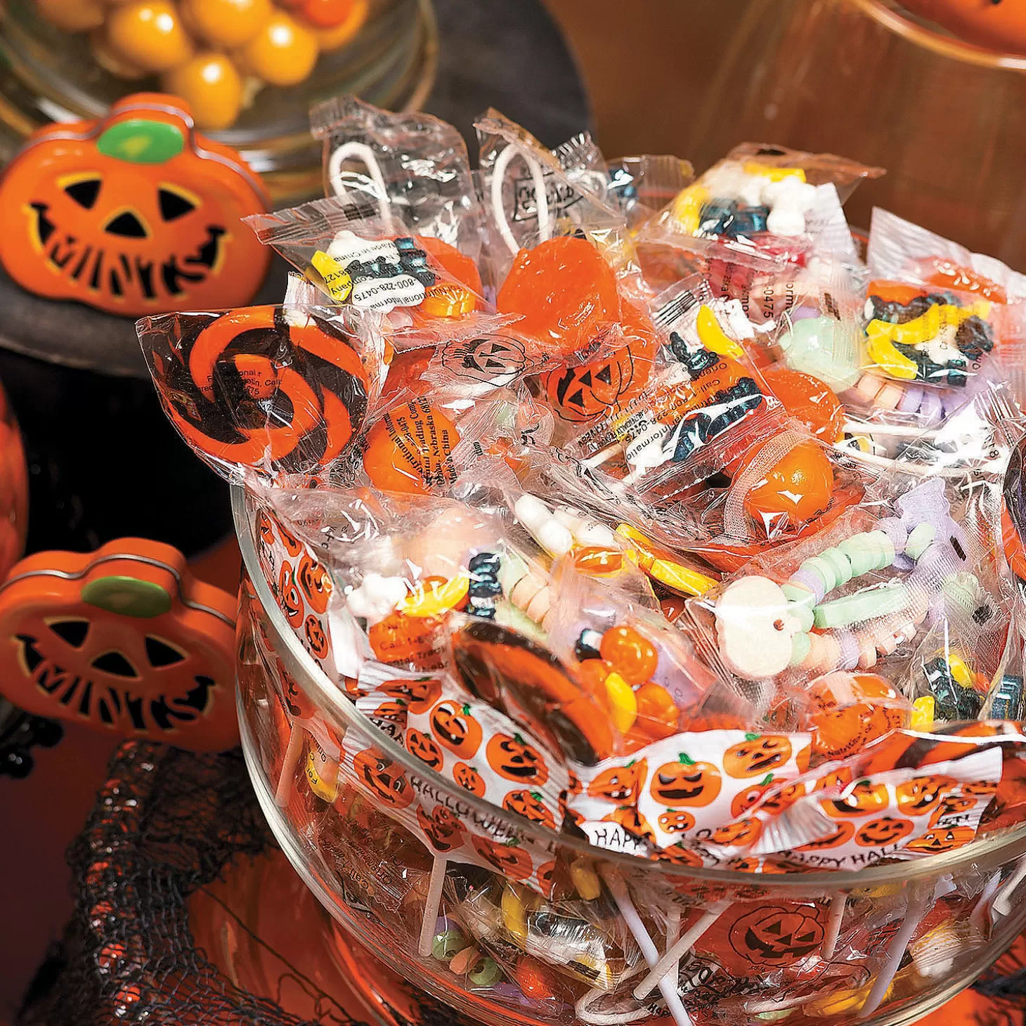 Fashion Bulk 200 Pc. Jack-O'-Lantern Halloween Candy Assortment Halloween Candy