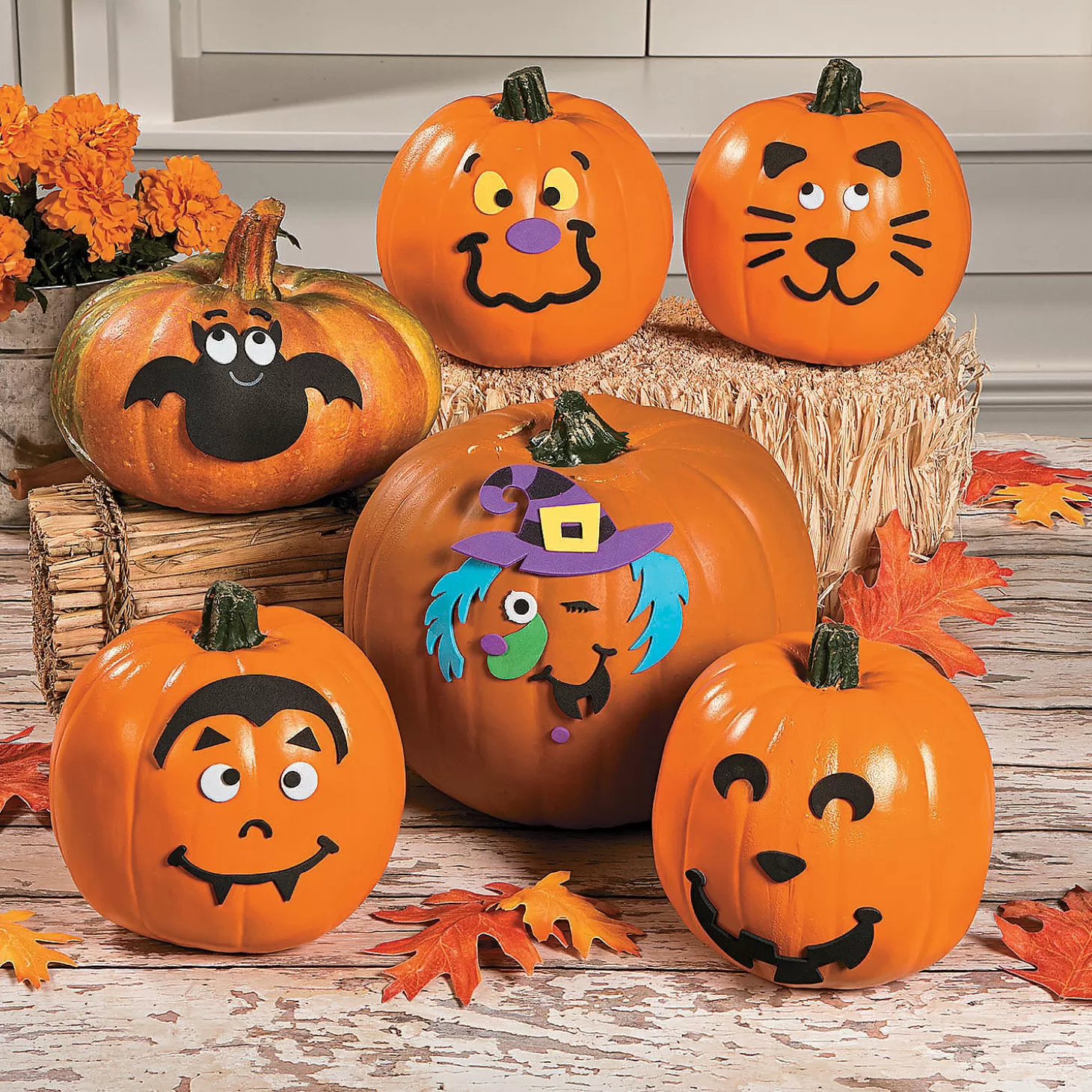 Clearance Bulk 500 Pc. Halloween Novelty Toy Assortment Bulk Halloween Supplies