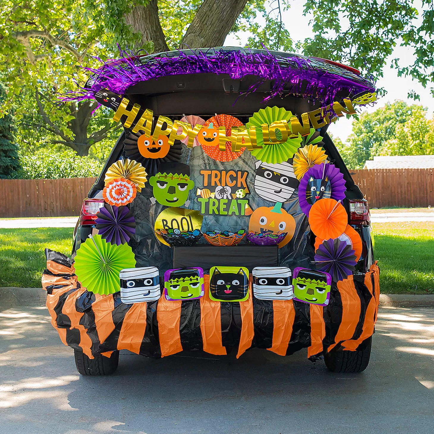 Cheap Ghoul Gang Trunk-Or-Treat Decorating Kit - 34 Pc. Religious Halloween
