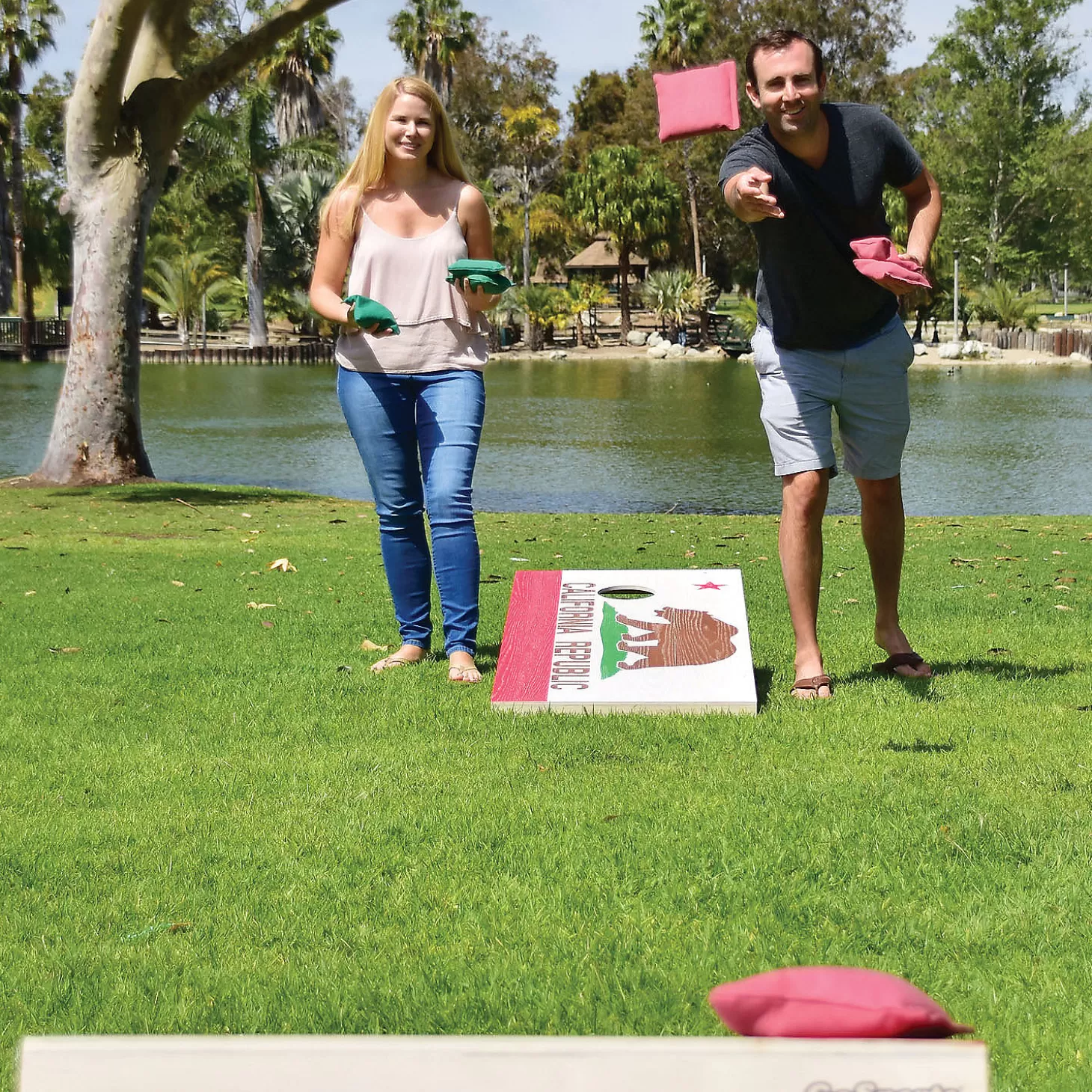 Fashion Gosports California Flag Regulation Size Wooden Cornhole Set Lawn Games