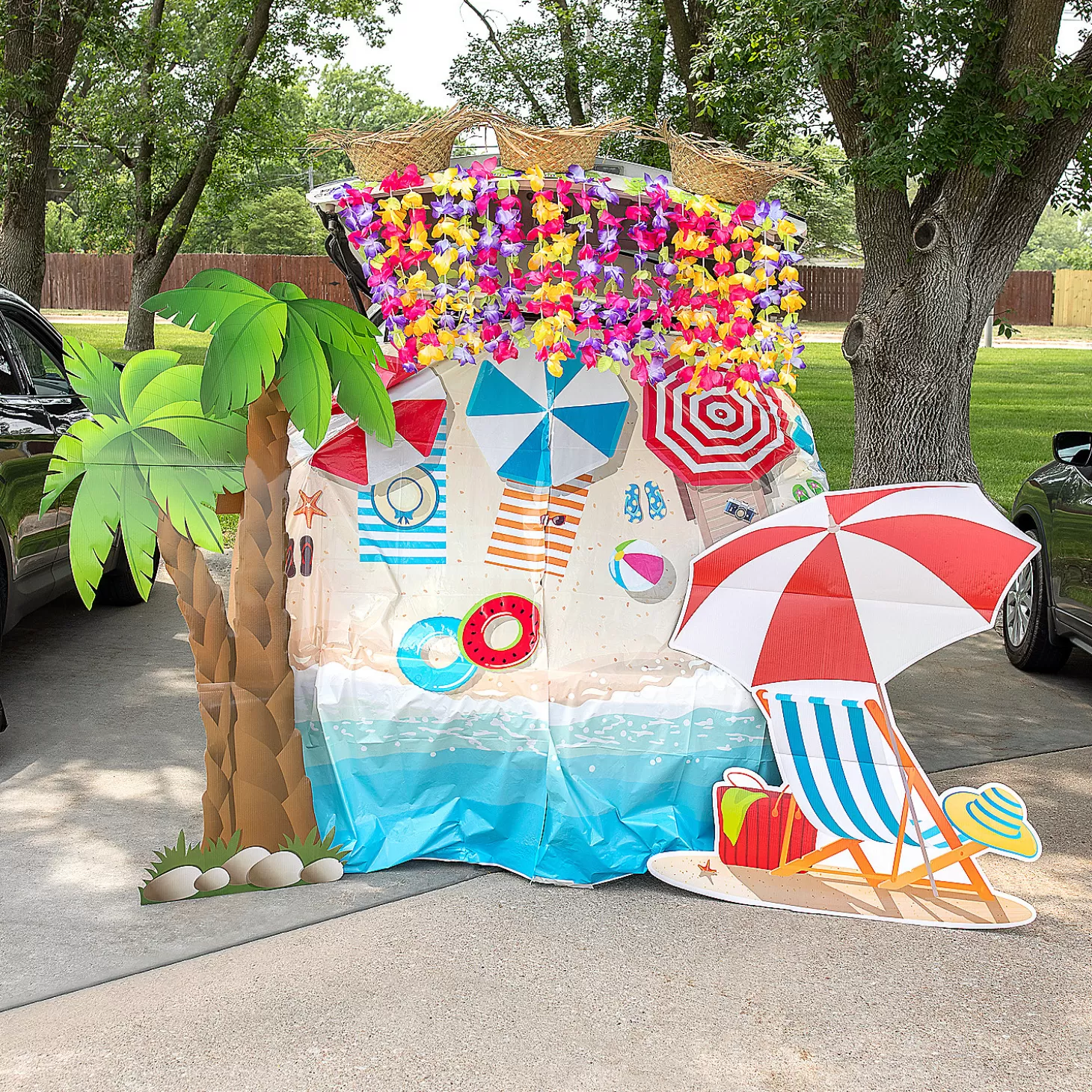 Cheap Tropical Trunk-Or-Treat Decorating Kit - 27 Pc. Halloween Fun Kits